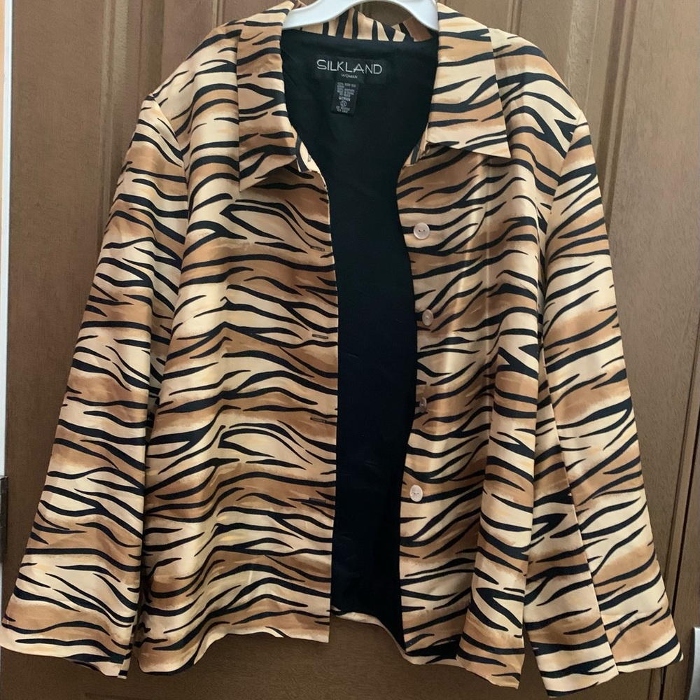 Silk Jacket tiger stripe pattern.